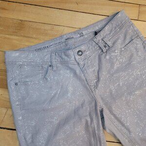 RW&Co. Chelsea Skinny Jeans Size 30 Silver Metallic Foil‎ Coated Grey Denim